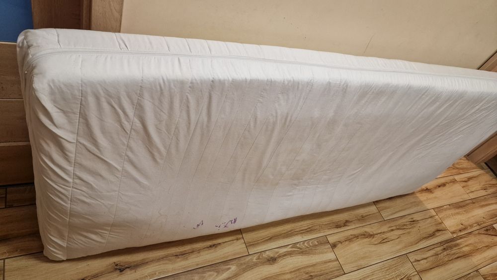 Materac sprężynowy 180x80 grubość około 15cm