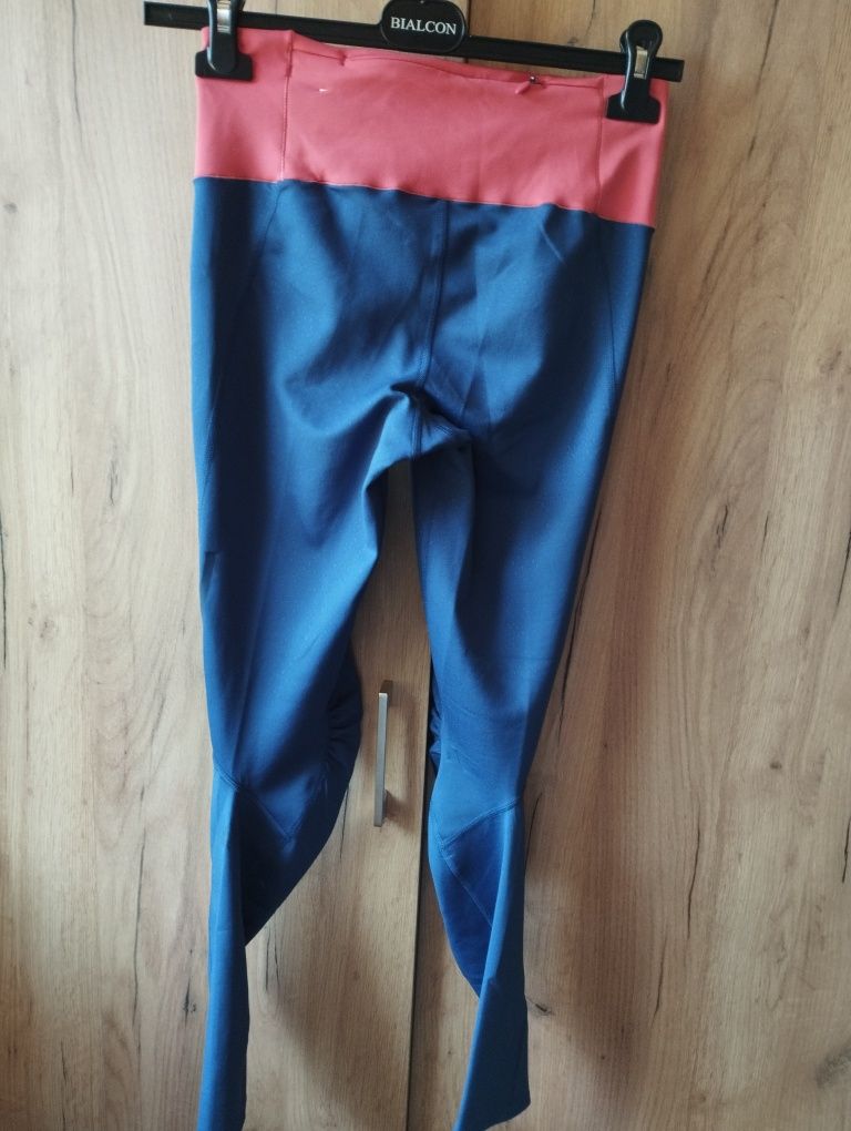 Legginsy Adidas, rozmiar XS, nowe z metką, kieszonka z tyłu. Wymiary n