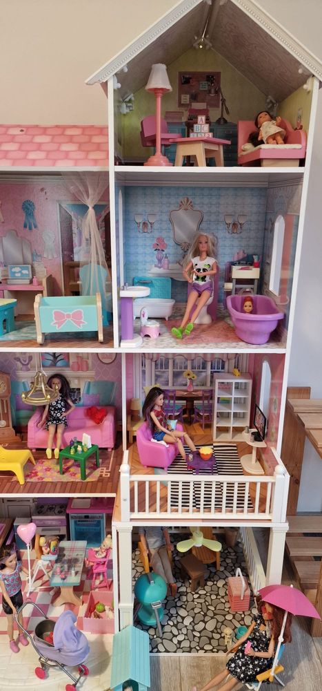 Solidny domek dla Barbie KidKraft stan bardzo dobry
