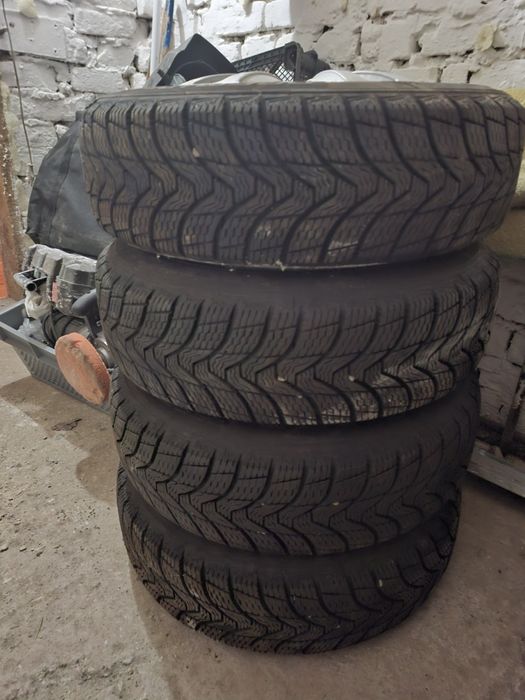 Комплект зимової гуми з дисками, ціна за комплект 2021 рік