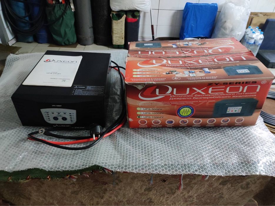 Джерело безперебійного живлення LUXEON UPS 1500 ZY з вбуд.стаб.напруги