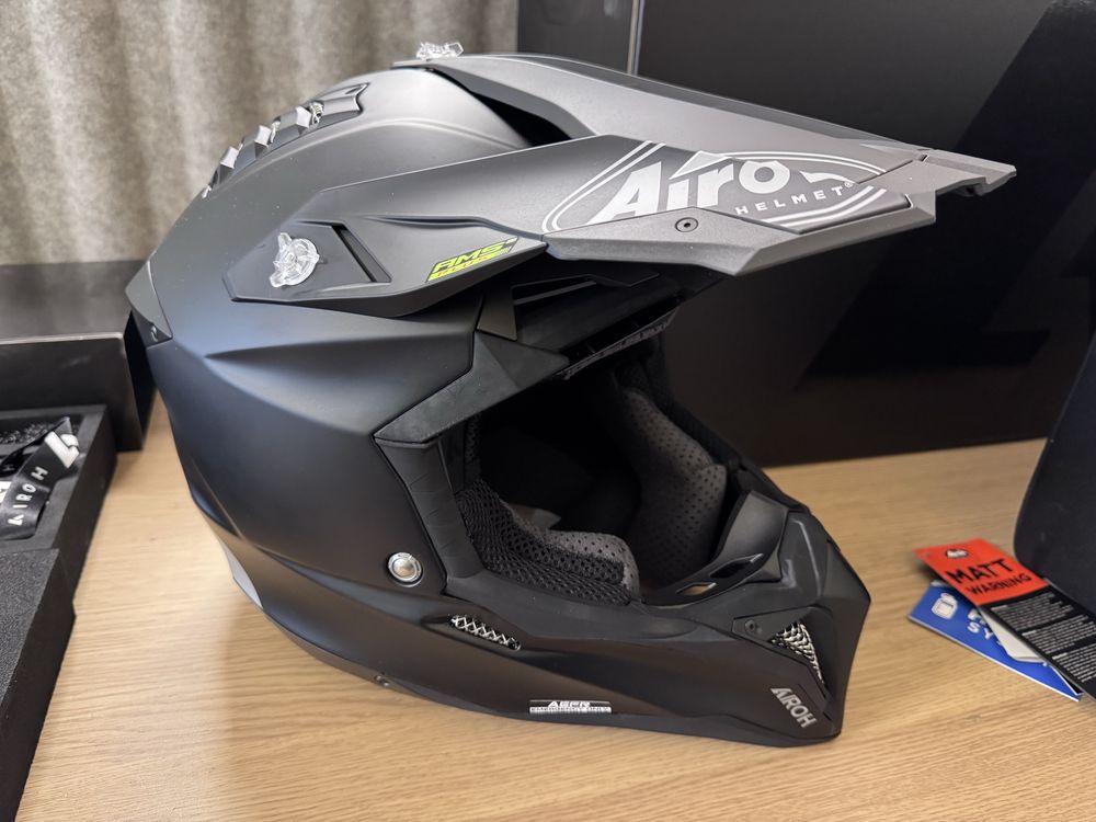 Kask Airoh Aviator 3 XL nowy