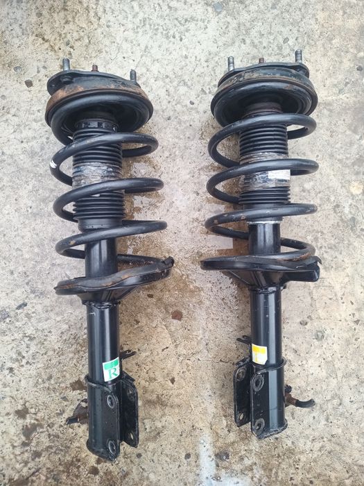 Стійки  передні чері еастар ,chery eastar