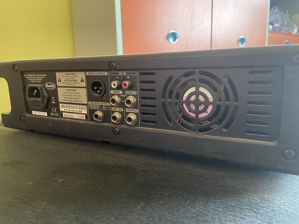 Behringer Ultrabass BXR1800H wzmacniacz basowy