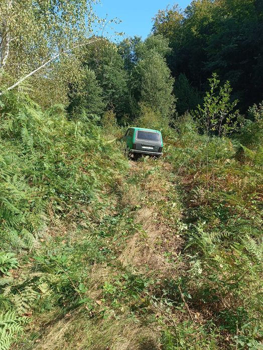 Продам ниву підготовлена для офроуда