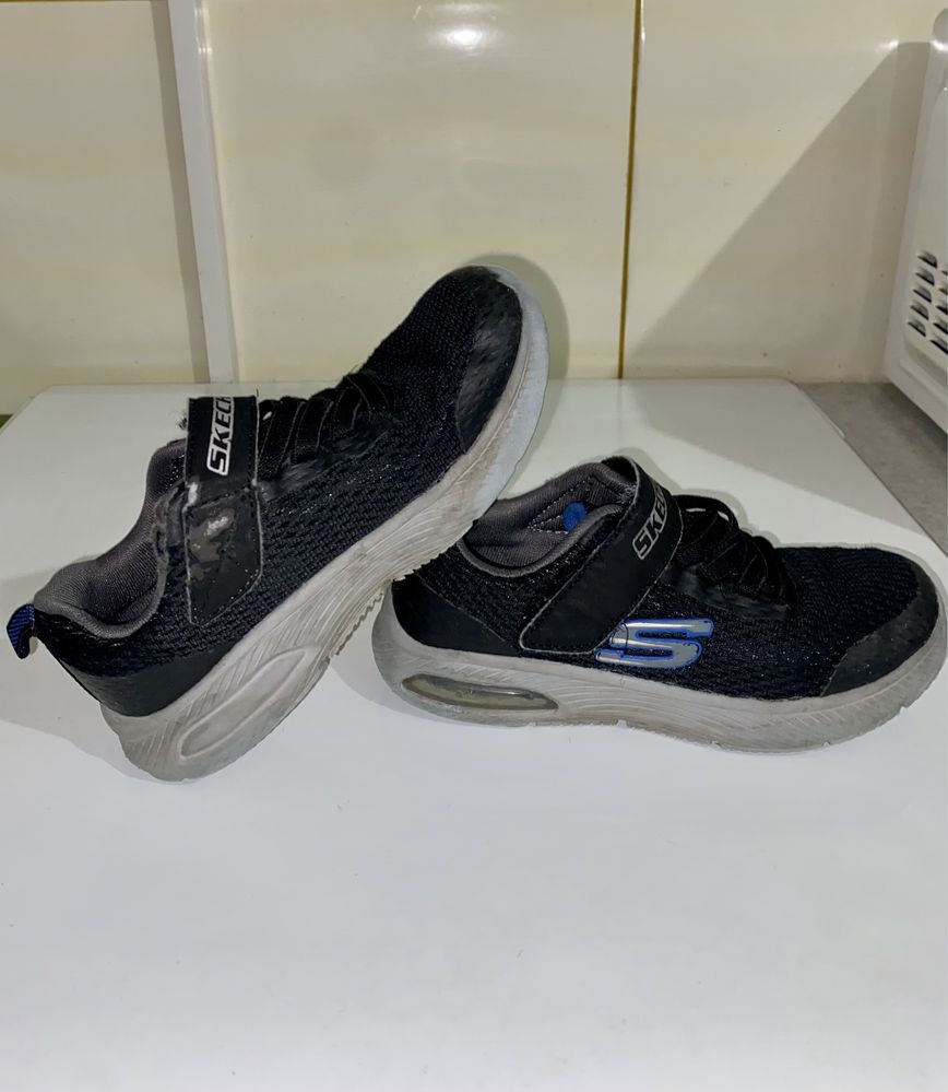 Детские кроссовки Skechers