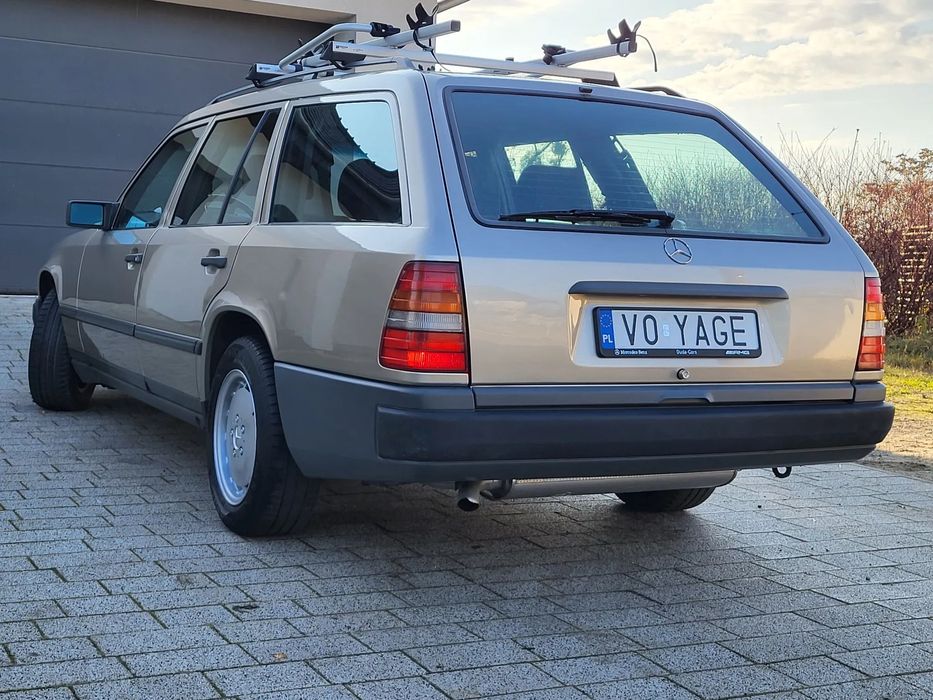 Mercedes-Benz W124 (1984-1993) Mercedes 300TE S124 Automatic 7os.