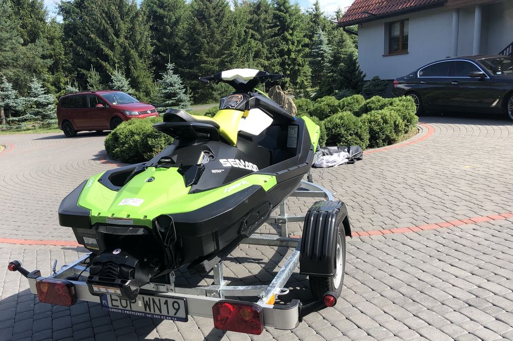 Skuter wodny Sea Doo Spark 2up 2018 z przyczepką