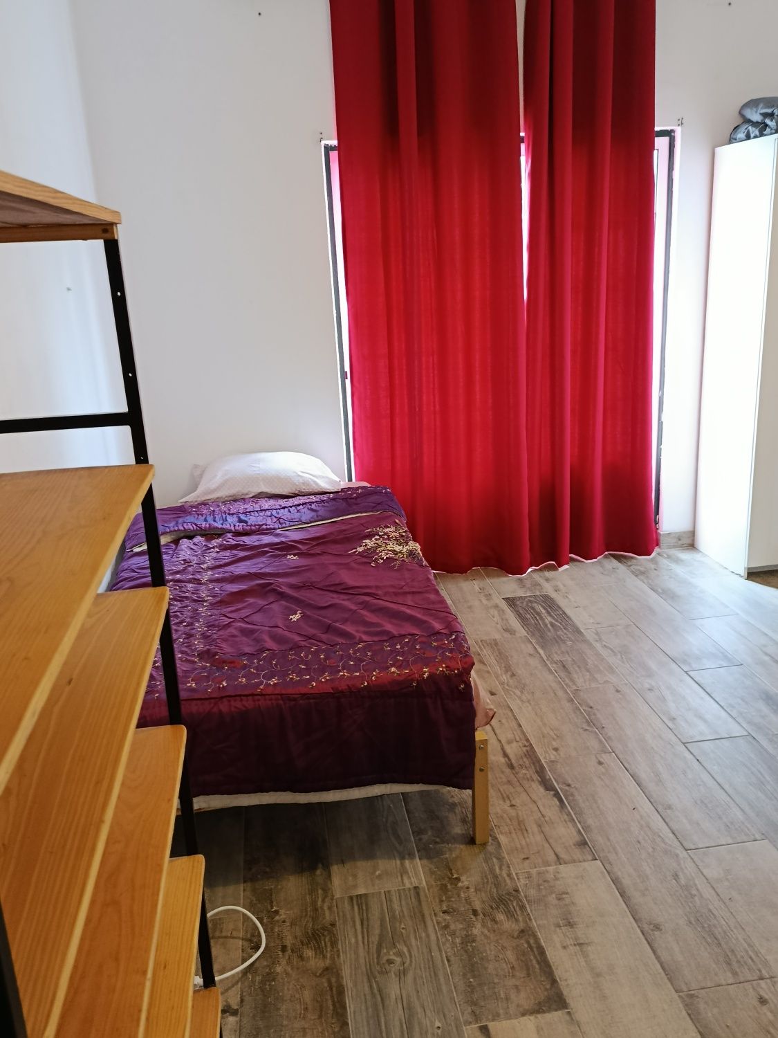 Cama individual 10 Kms de Pombal só 120€!