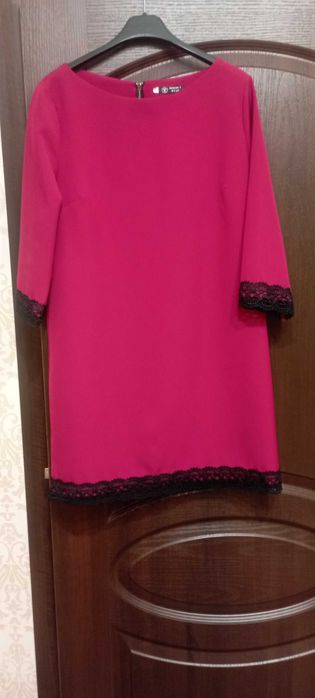 Сукня жіноча бордова