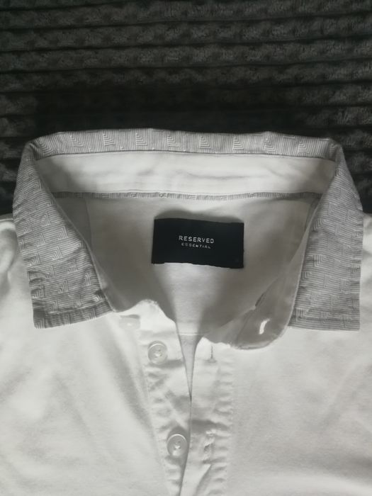 Koszulki męskie rozm M -diverse Reserved
