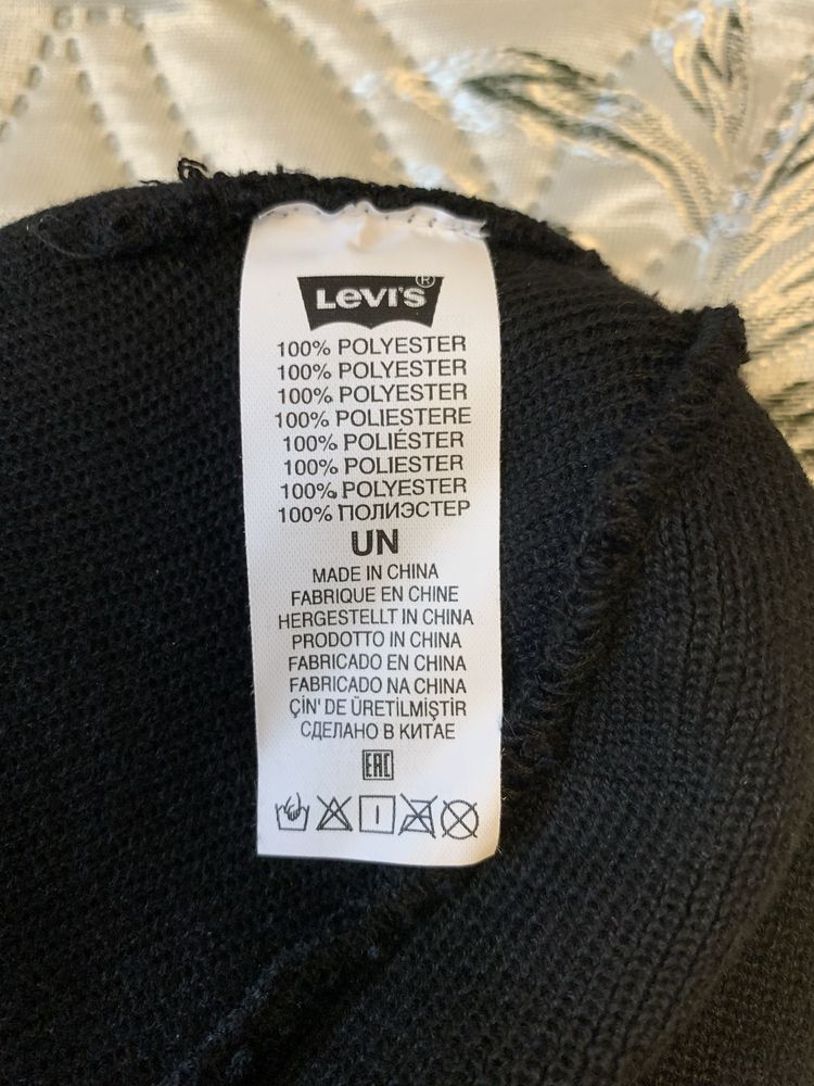 Шапка levi’s оригінал