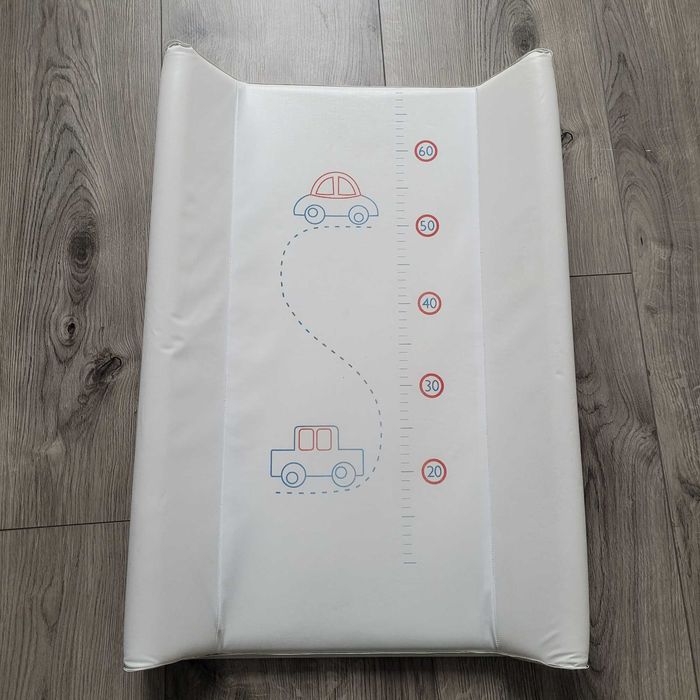 Przewijak dla niemowlaka