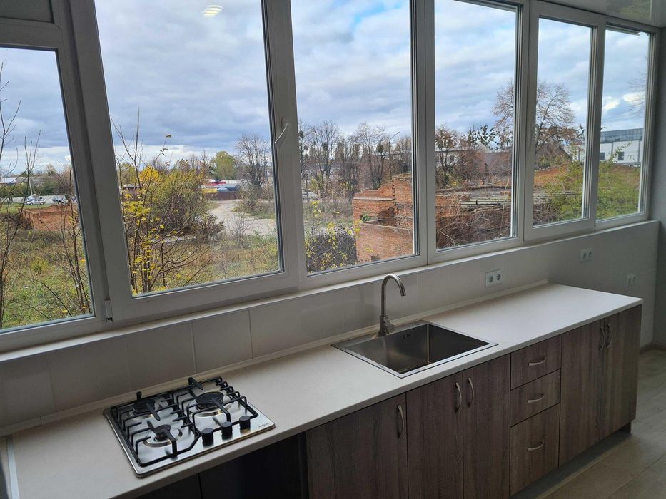 2-к з ремонтом у новому будинку, Київська