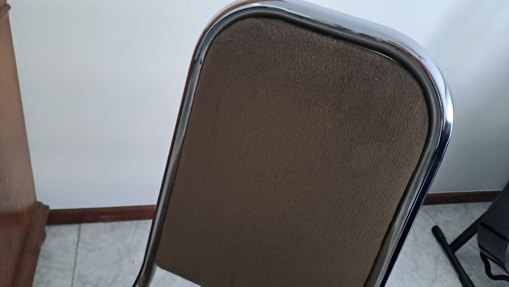 Mesa de vidro + Cadeiras