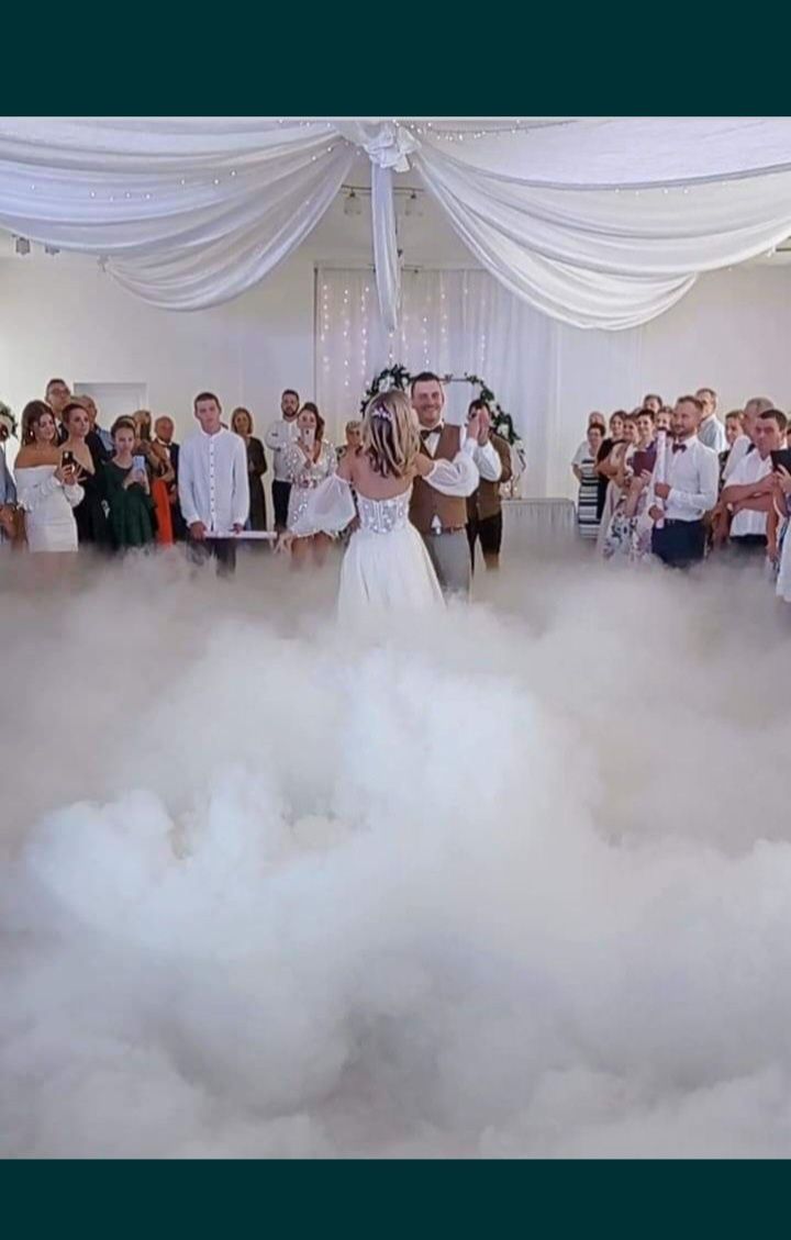 Dj&Konferansjer oprawa muzyczna wesel, (ciężki dym i fontanny pirotec