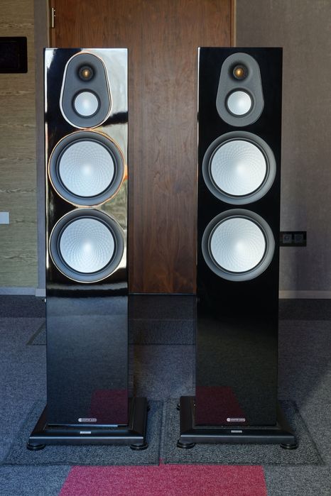 Monitor Audio 7G Silver 500 High Gloss Black Outlet