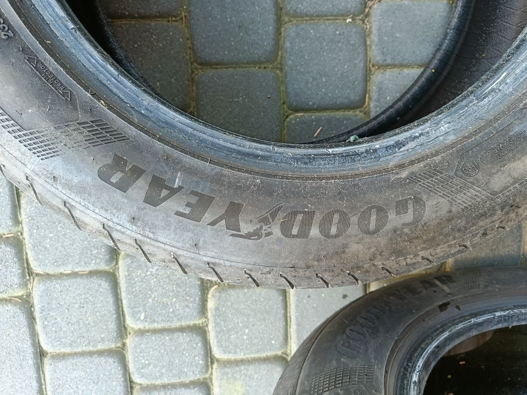 2*Opony letnie Goodyear 235/55/17 6,5mm 2021r