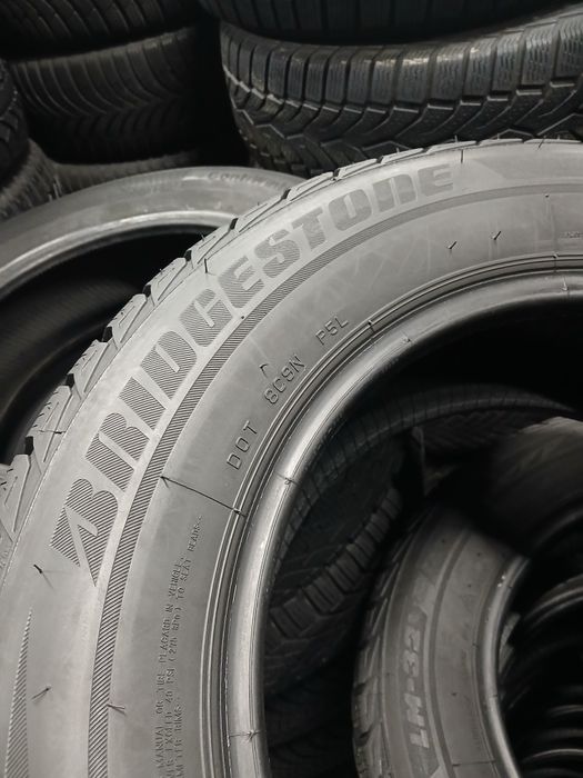 Зимові Шини Бв 195/65 R15  BRIDGESTONE  Blizzak LM-32  Склад