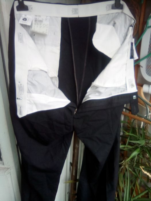 Брюки мужские фирменные.