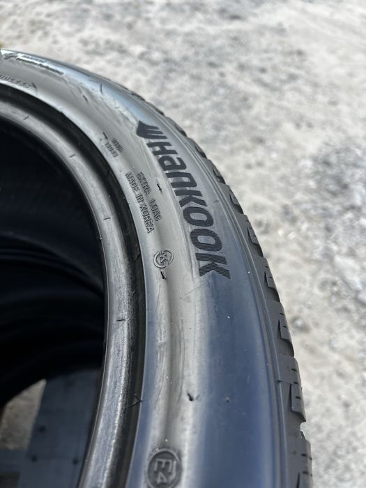 Шини 235/45/20 Hankook ; Пара Зима ; Резина R20 ; Склад