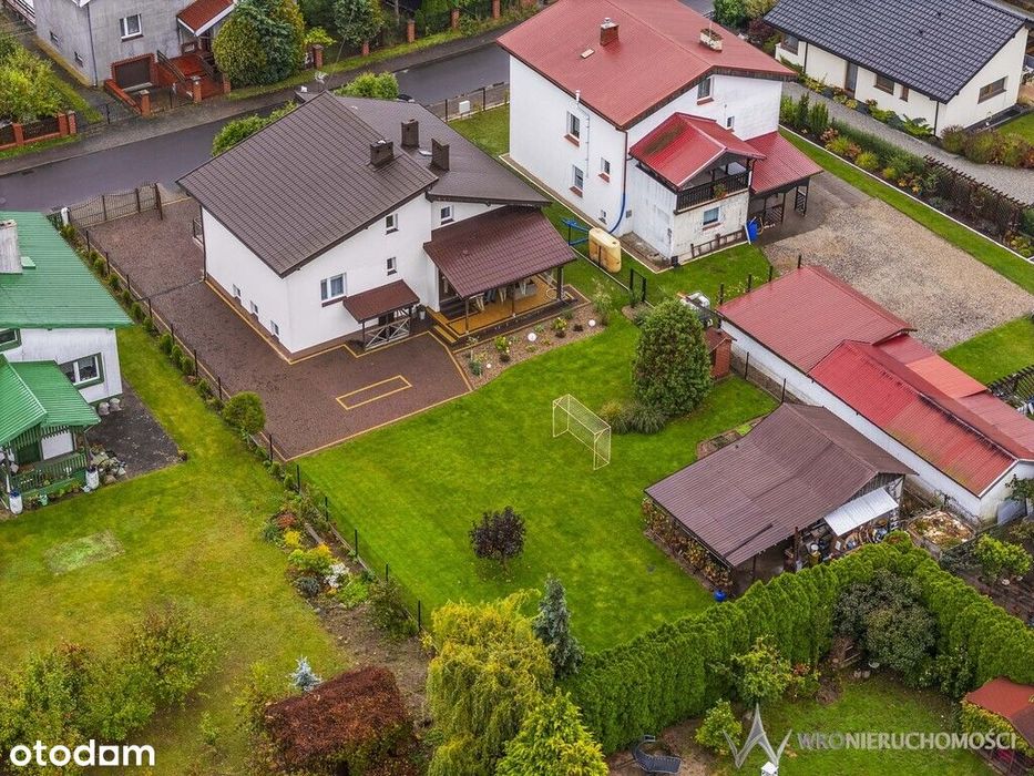 Przytulny dom w Dobroszycach | 191,02 m²