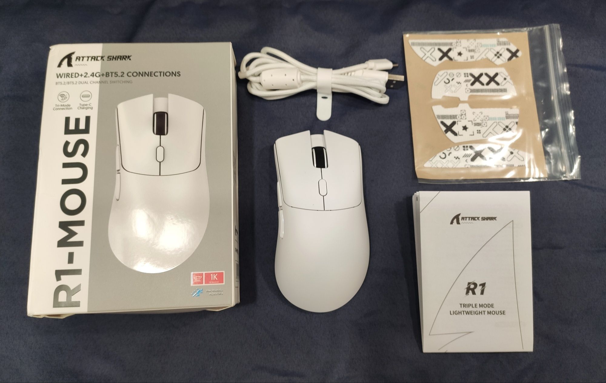 Wireless game mouse Attack Shark X3 white/black бездротова ігрова миша