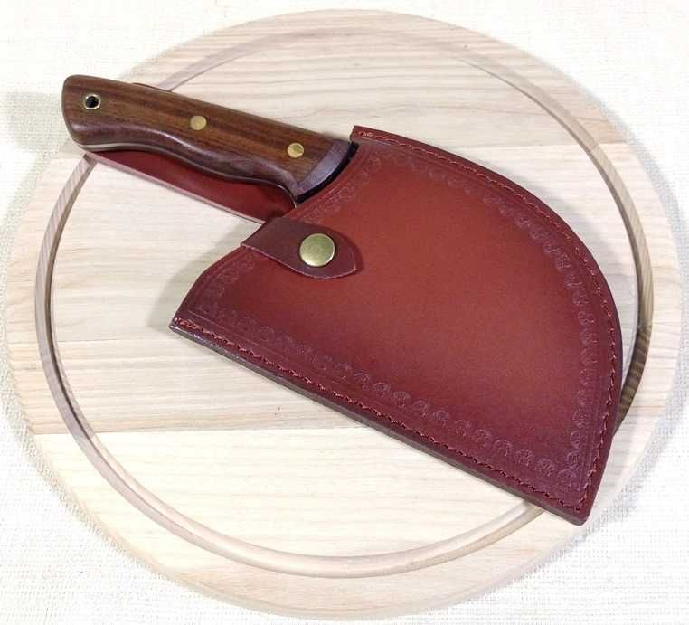 Небольшой кованый сербский нож топорик-тяпка ручной работы с чехлом