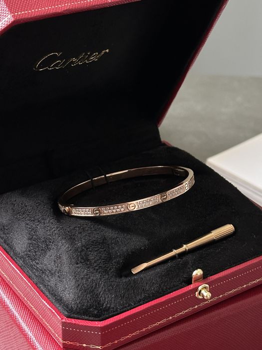 Браслет Cartier Love Diamond 18k Yellow Gold Bracelet 18