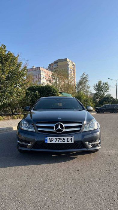 Mercedes-Benz C250 Coupe