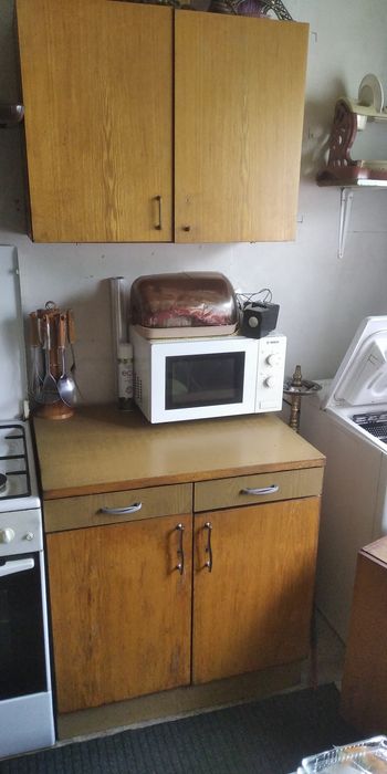 продам срочно кухню настоящее дерево состояние удовлетворительное