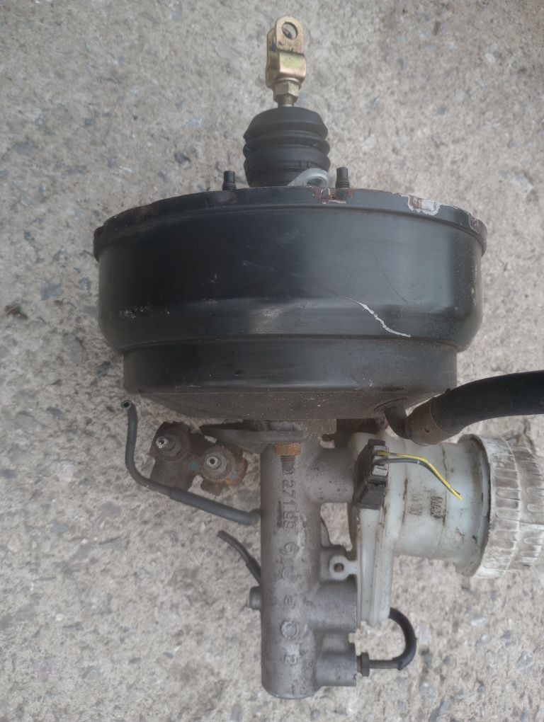 Mitsubishi Carisma serwo servo z pompa hamulcowa