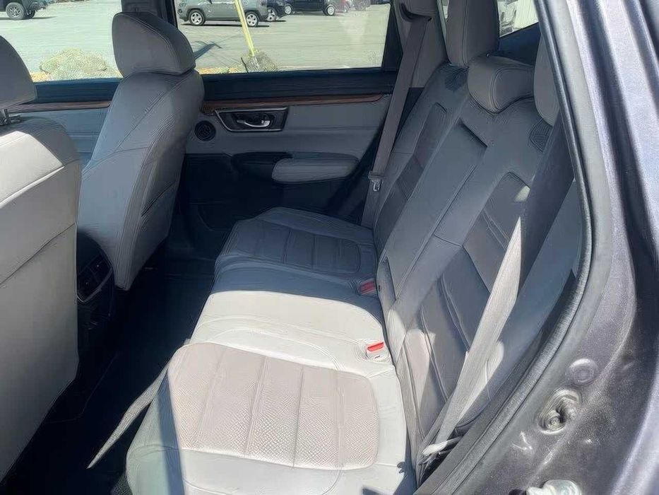 Honda CR-V Touring      2018