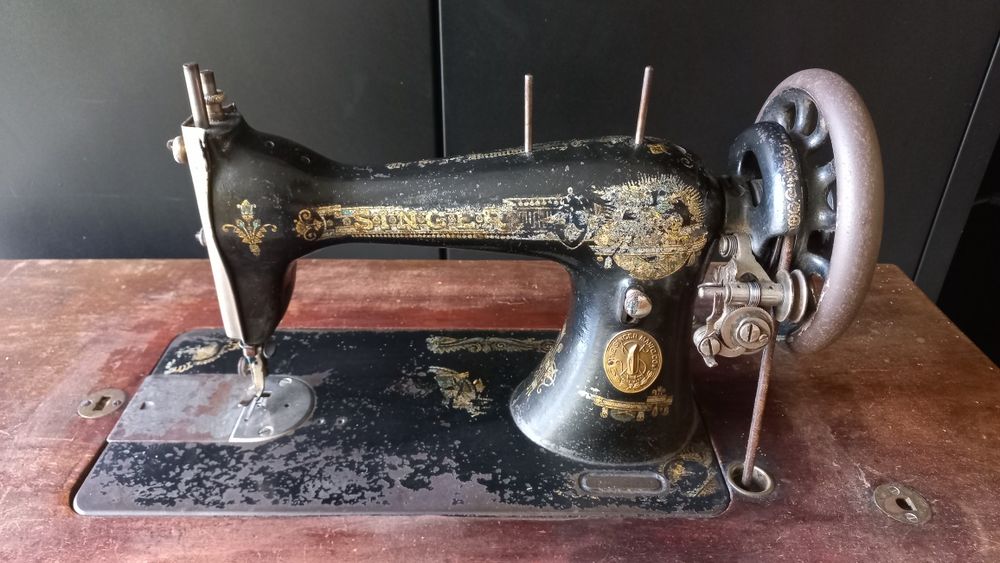 Máquina de costura Singer vintage