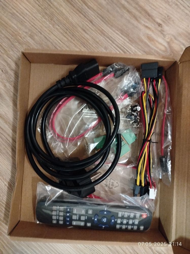 16-ти канальный IP видеорегистратор DS-7716NI-K4