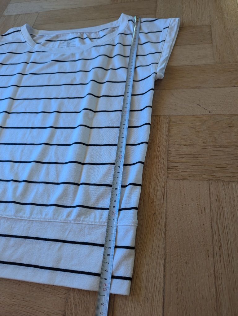 T-shirt C&A rozmiar XS