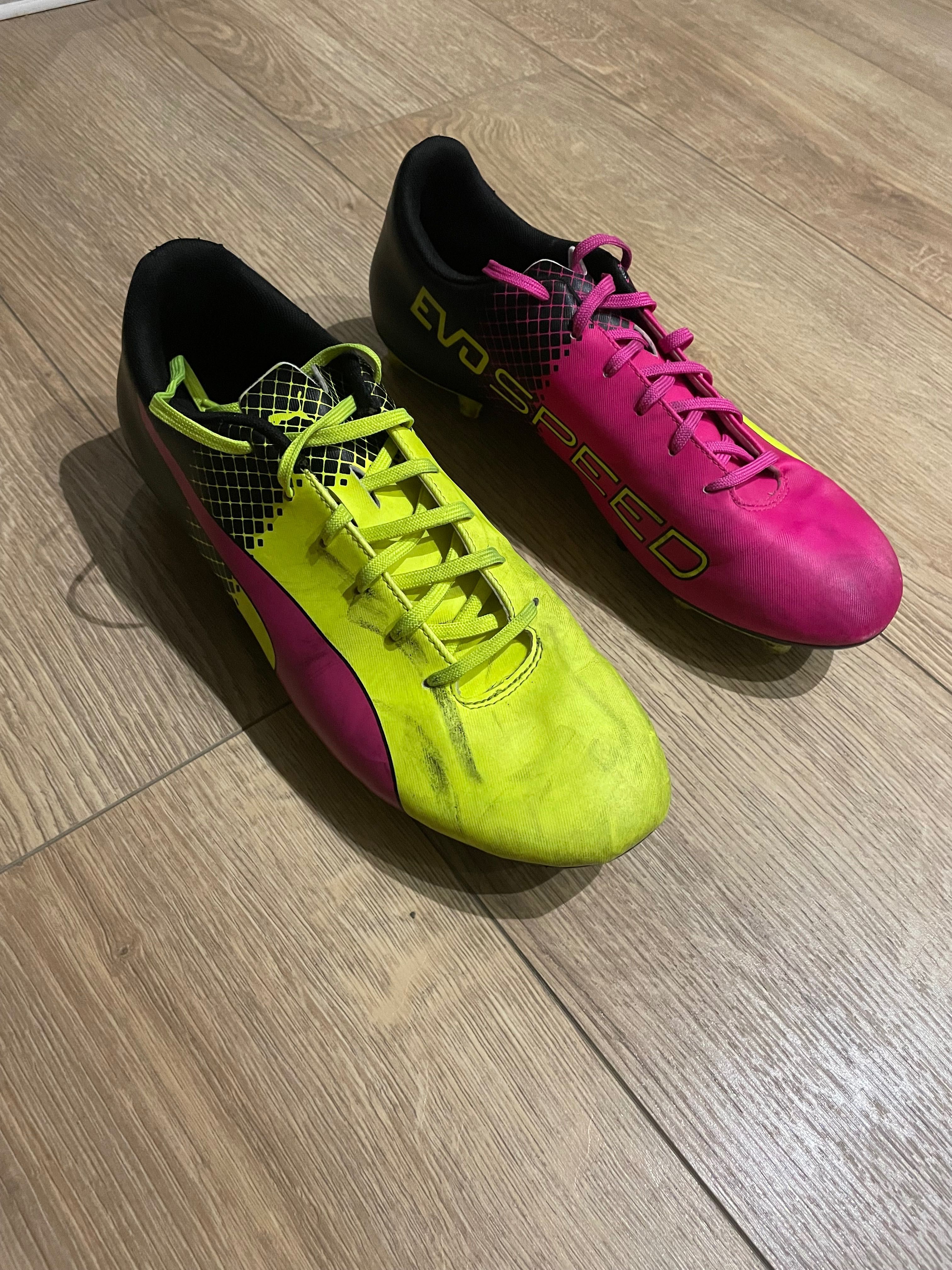 Buty piłkarskie korki Puma evoSPEED rozmiar 44