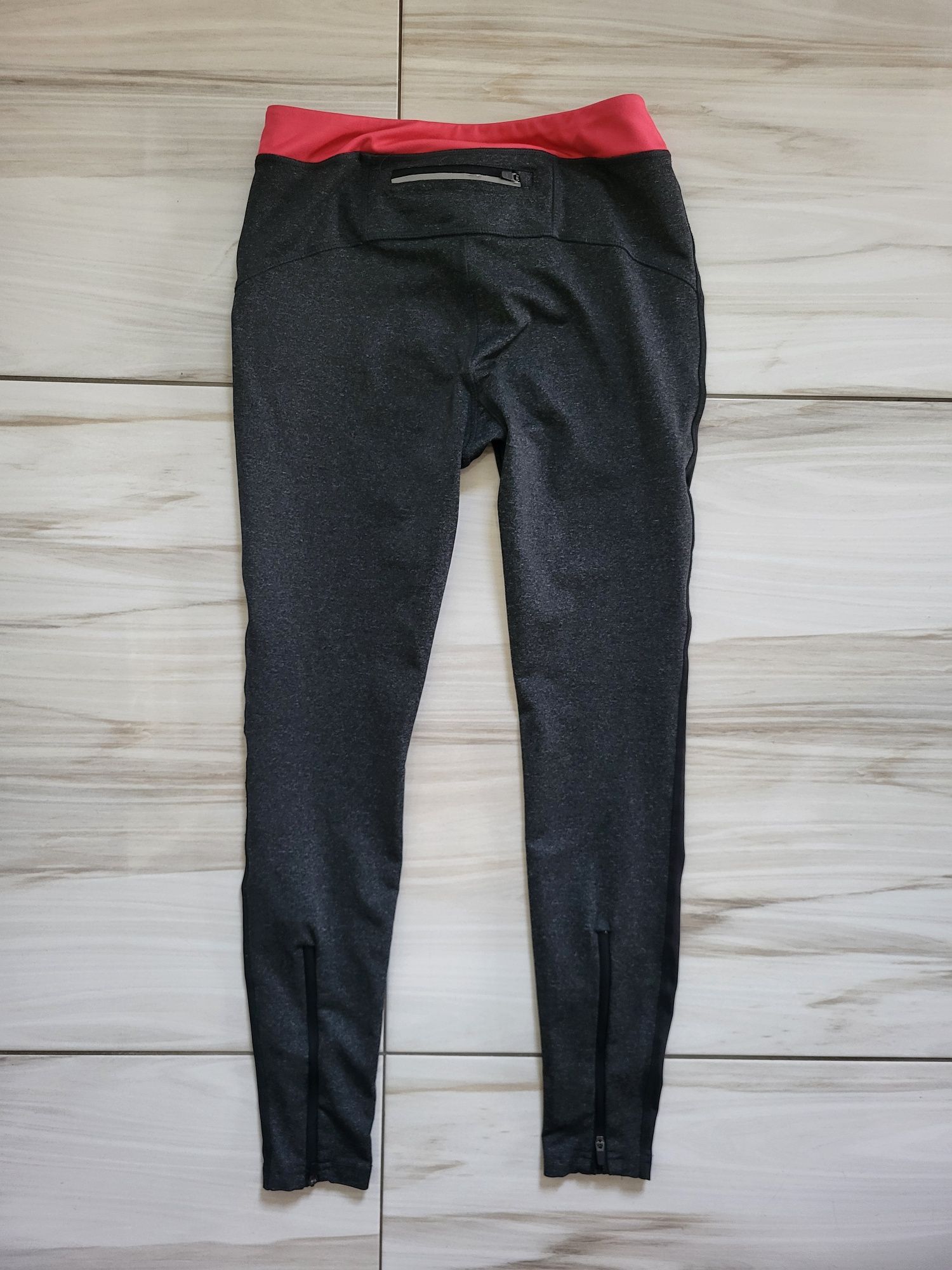 Legginsy sportowe