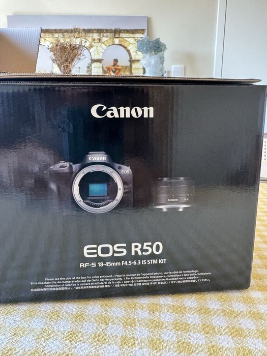 Maquina Canon R50 NOVA