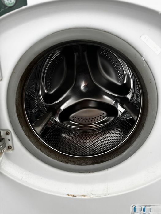 Máquina de Lavar Roupa Hotpoint Ariston 9Kg ECO9F1091