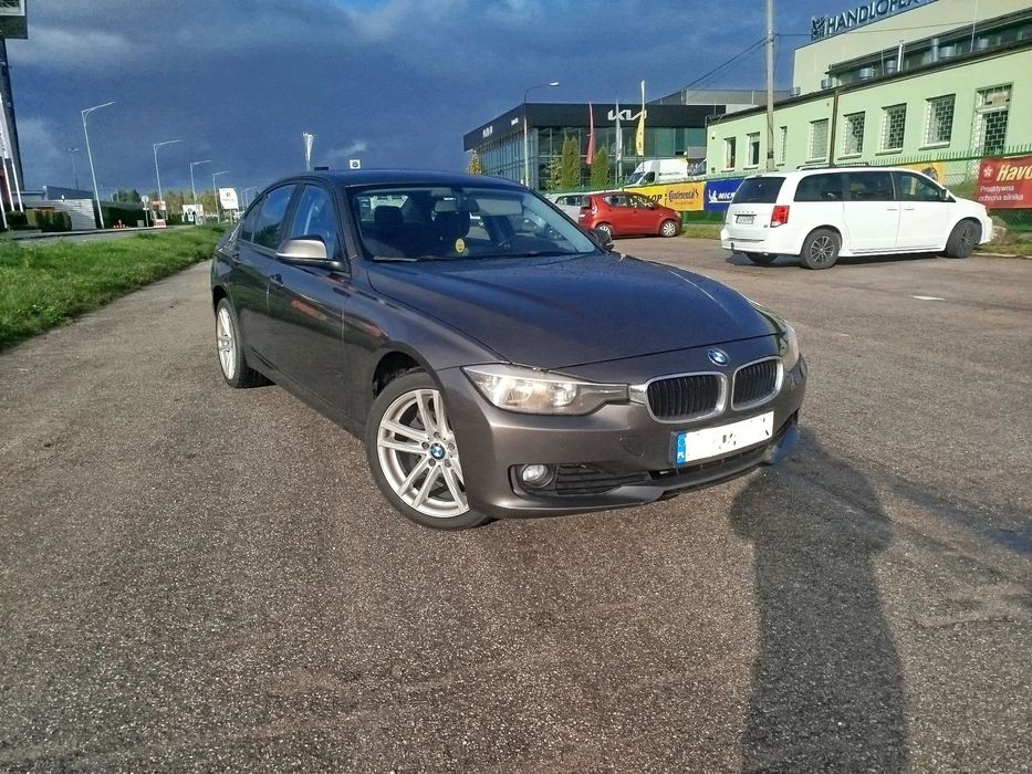 BMW Seria 3 F30 keyless, zadbana, Navi, hak
