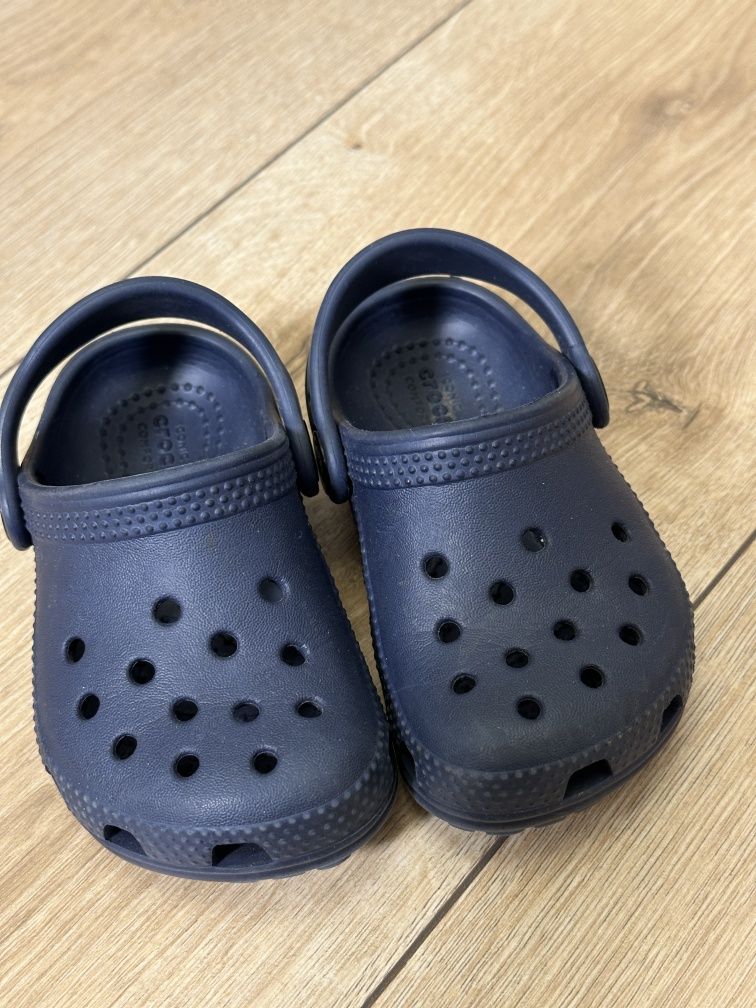 Klapki crocs dziecięce c6