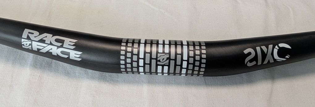Kierownica RaceFace Sixc Carbon 31.8 785mm Black NEW
