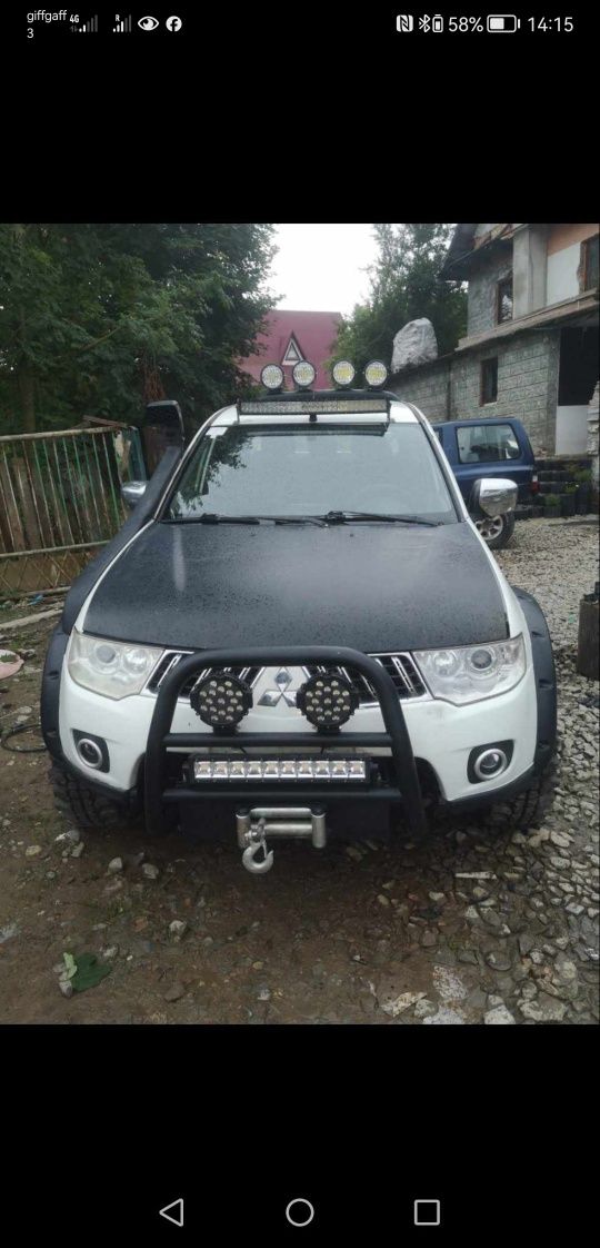 Sprzedam mitsubishi L200 rok 2011 silnik 2.5