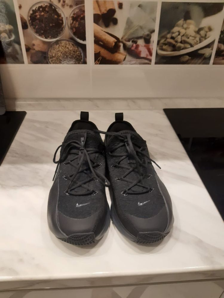 Чоловічі кросівки NIKE(оригінал)