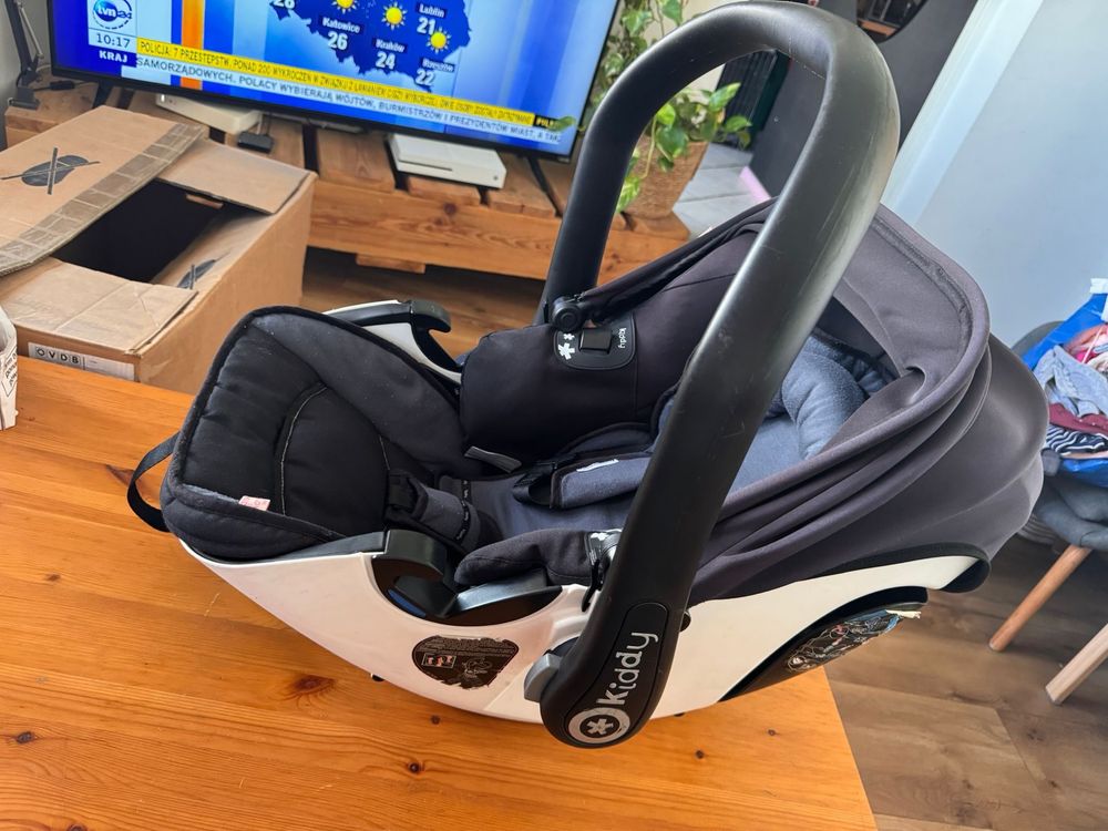 Fotelik Kiddy Evolution Pro 2 + baza