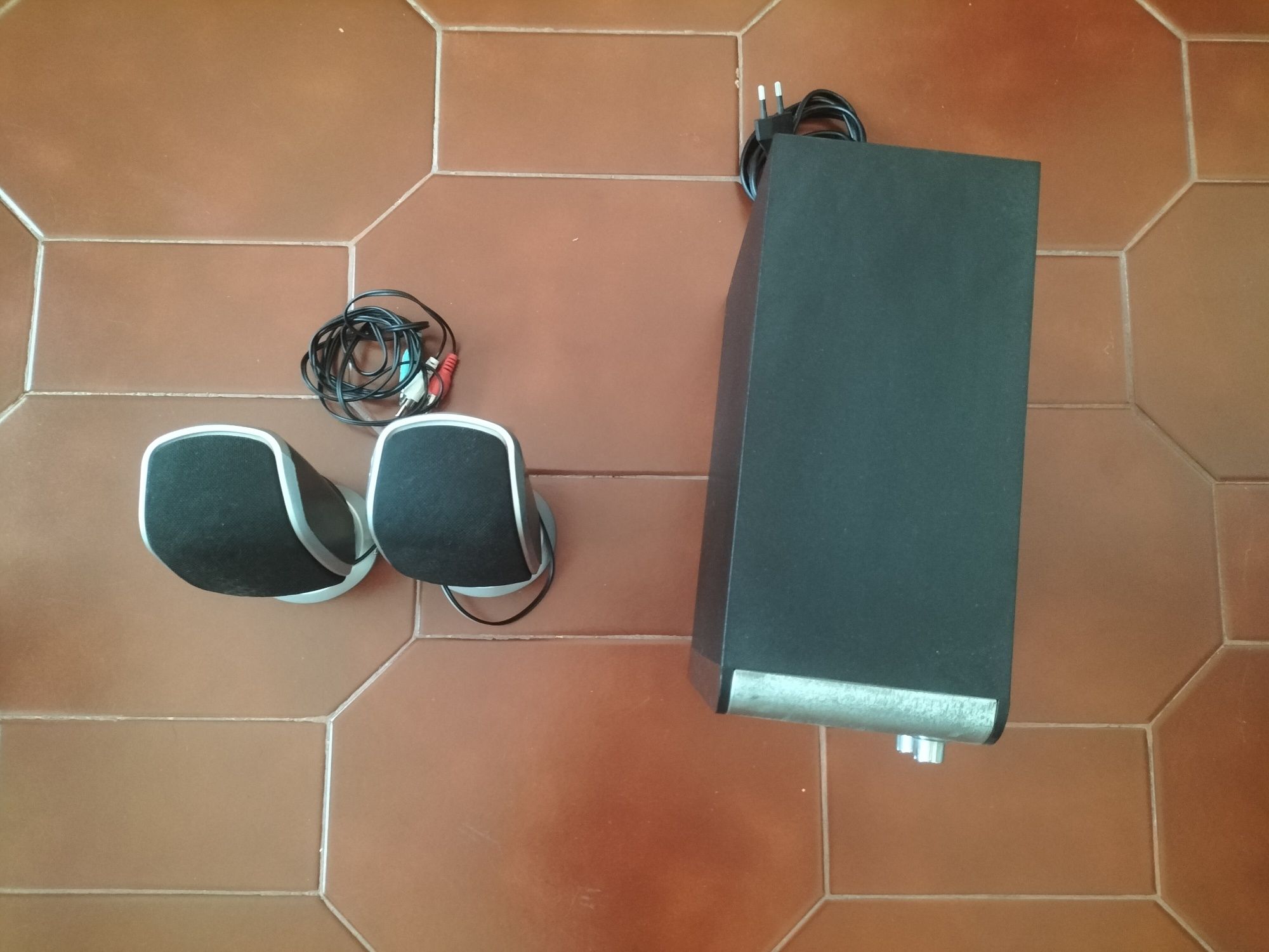 Conjunto de som de computador