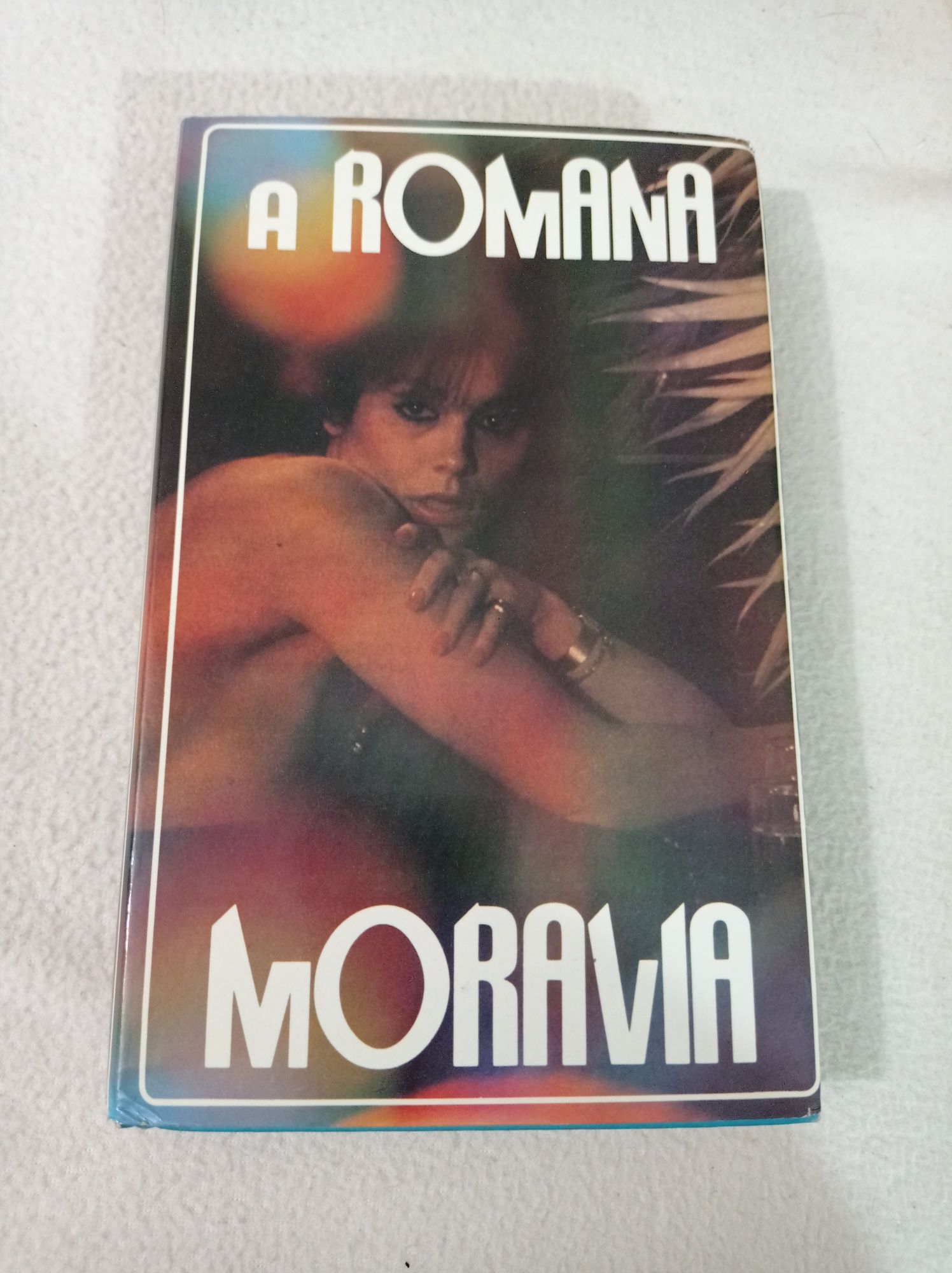 A romana - Alberto Moravia
