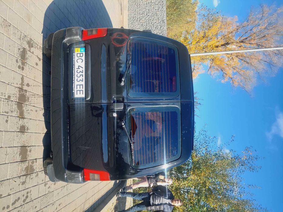 Авто Пежо Рартнер