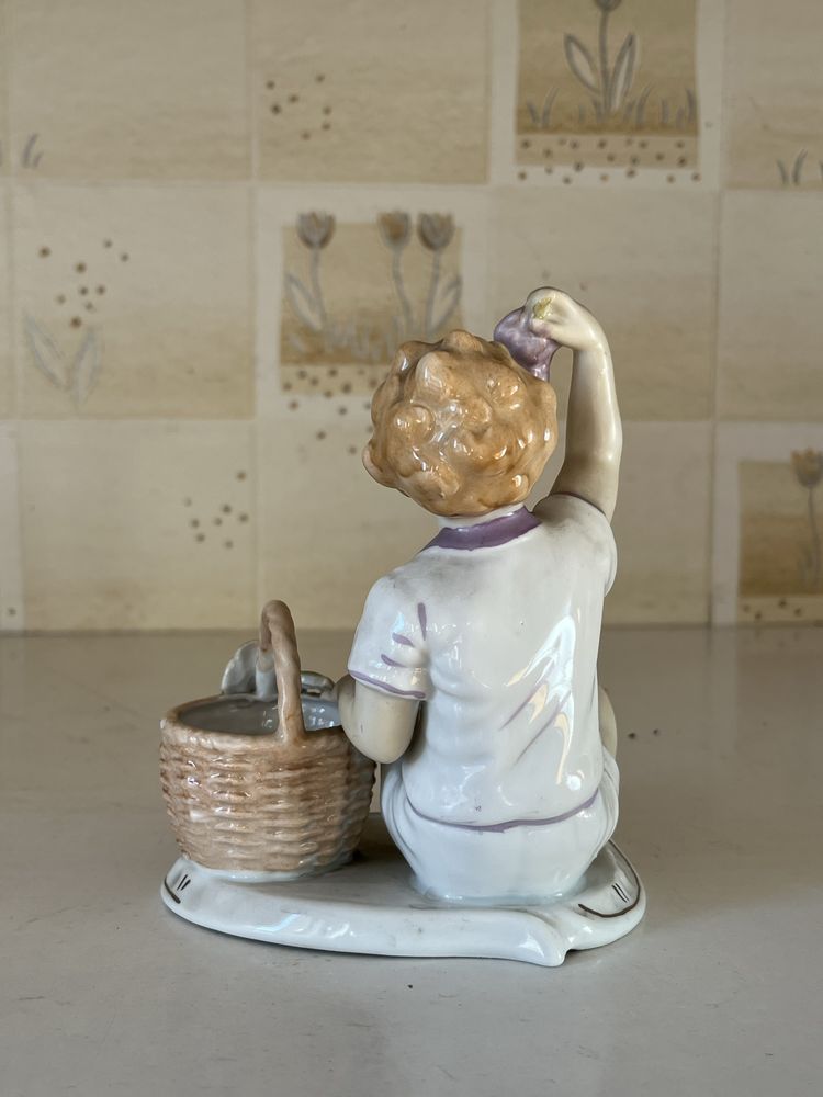 Figurka porcelanowa